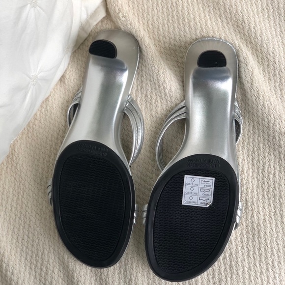 Silver Sandal NWOT! - Picture 3 of 7